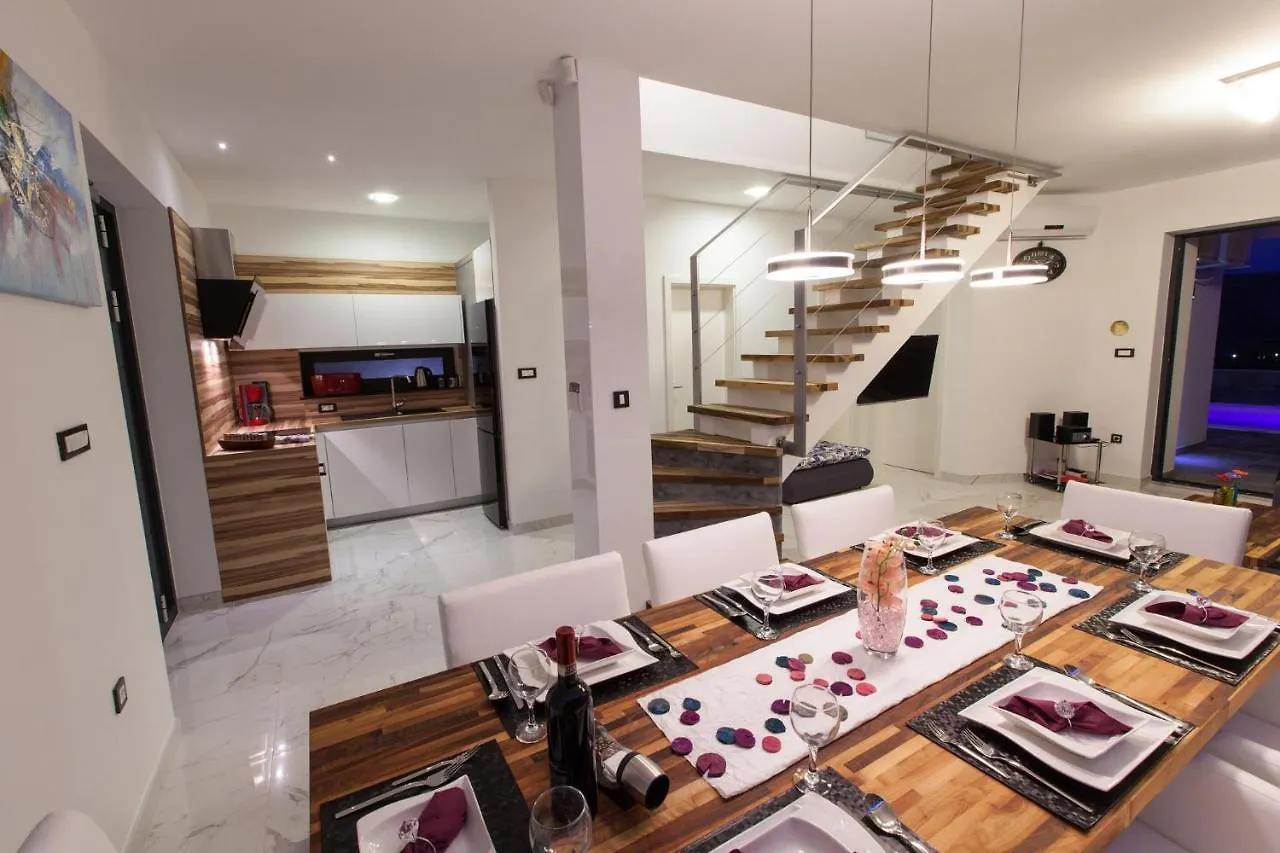 Villas De Shery 1 Antovo 펜션